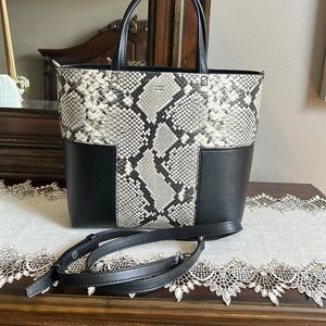 Tory Burch bag